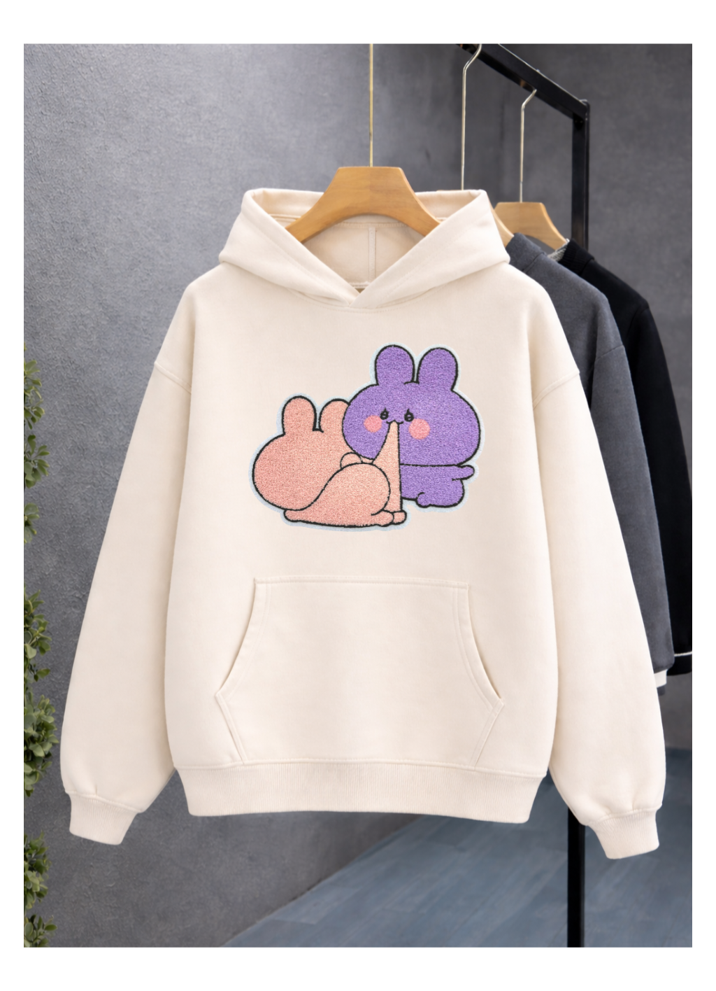 Embroidery Hoodie Hug Hug